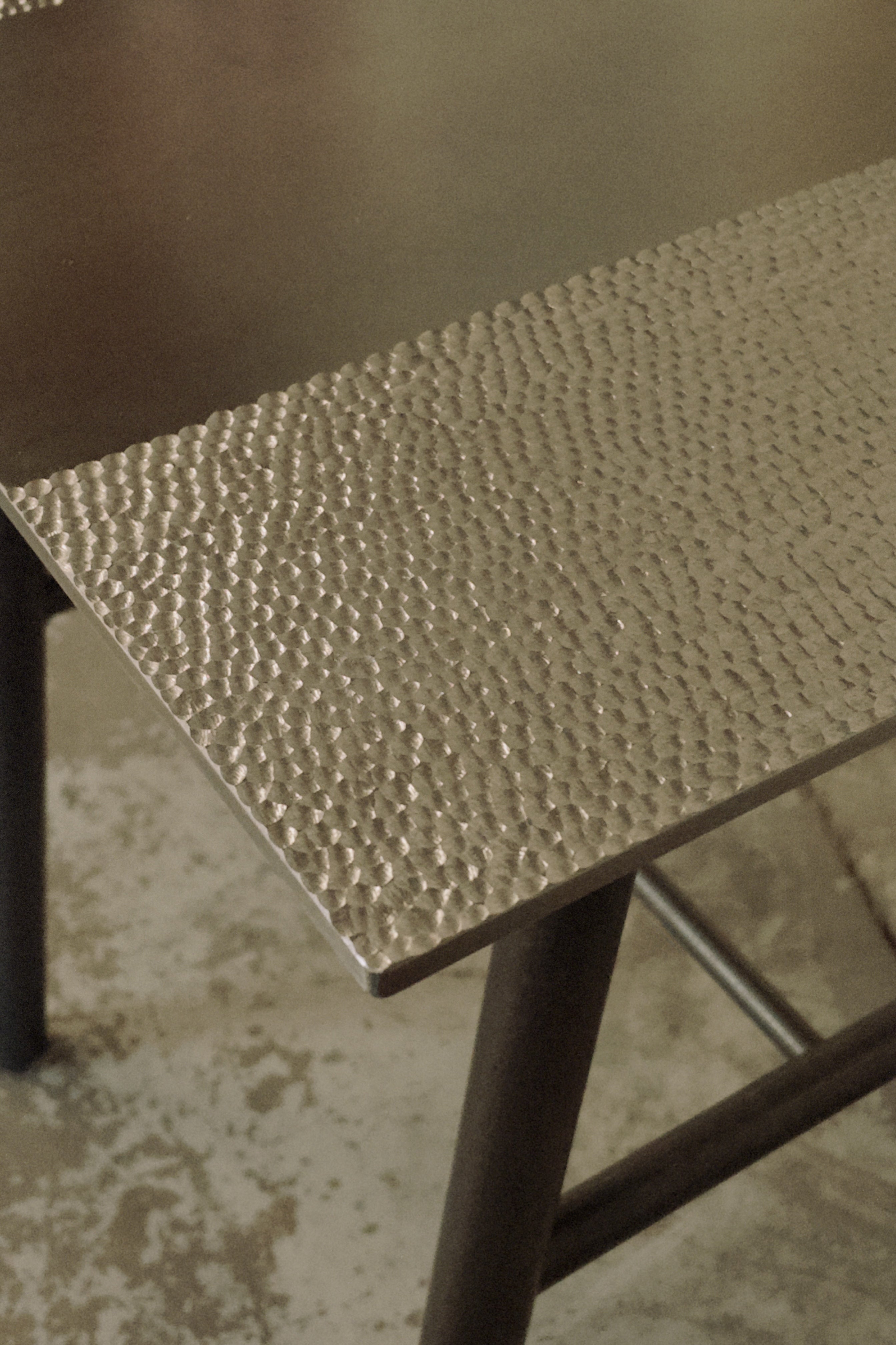 Naguri Side Table
